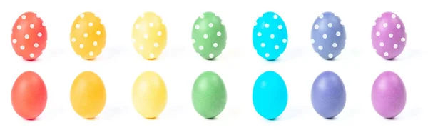 Meerkleurige Eieren Met Een Patroon Geïsoleerd Een Witte Achtergrond Pasen — Stockfoto