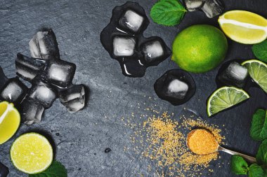 Naneli kokteyl mojito ingredirnts yenileniyor