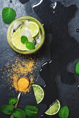 Naneli kokteyl mojito yenileniyor