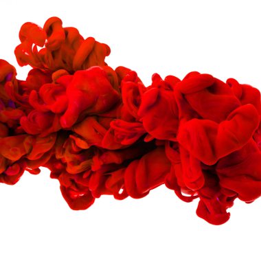 su üzerinde beyaz izole kırmızı mürekkep.