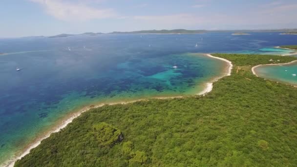 アドリア海の Veli のラットの空撮島ドギオトク島します。 — ストック動画