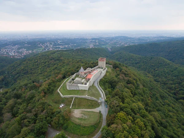 Vista aérea da cidade velha Medvedgrad . — Fotografia de Stock