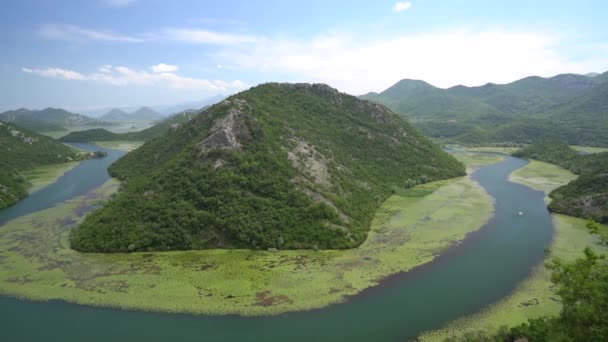 Kaňon řeky Crnojevica, Černá Hora, letecký pohled. — Stock video