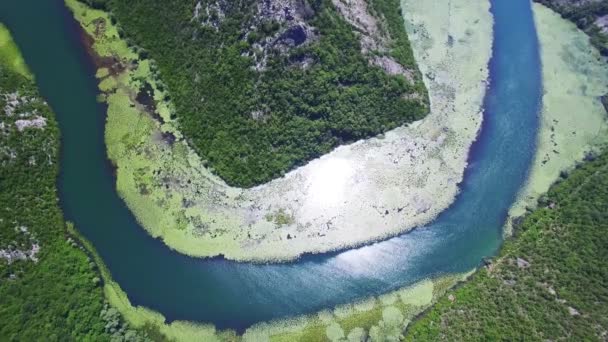 Canyon del fiume Crnojevica, Montenegro, vista aerea . — Video Stock