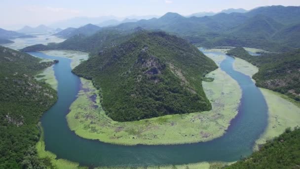 A Crnojevica folyó kanyonja, Montenegró, légi kilátás. — Stock videók