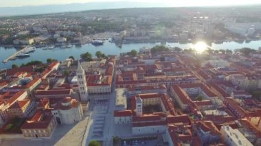 Eski şehir Zadar havadan görünümü.