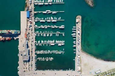 Marina havadan görünümü içinde Bar