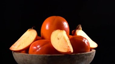 Kırmızı olgun hurma döndürme