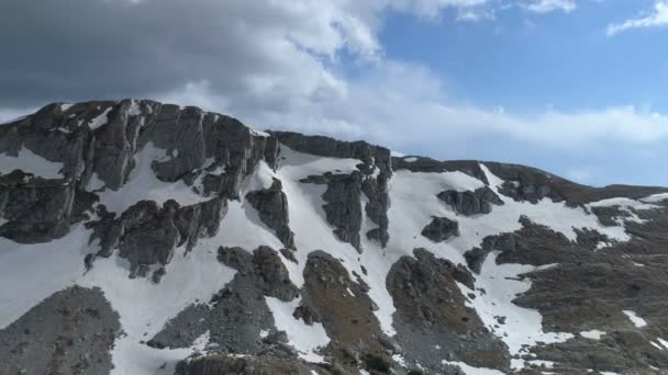 Karadağ Durmitor dağlarının havadan görünümü — Stok video