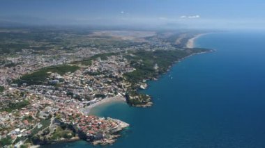 Eski Ulcinj şehrinin havadan görünüşü