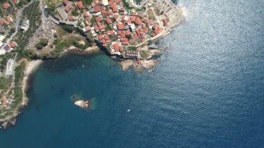 Eski Ulcinj şehrinin havadan görünüşü