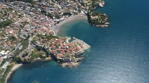 Flygfoto över den gamla staden Ulcinj — Stockvideo