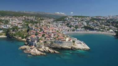 Eski Ulcinj şehrinin havadan görünüşü