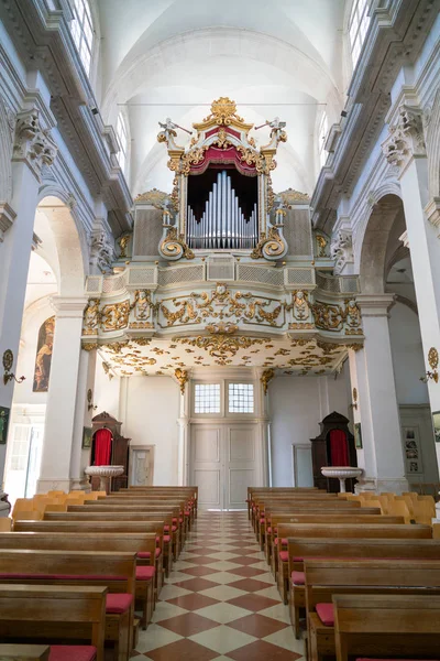 Dubrovnik, Croacia - 19 de julio de 2016: Asunción de la Catedral de la Virgen María — Foto de Stock