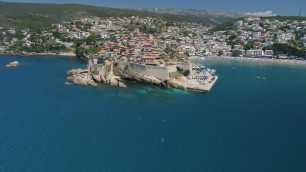 Vue aérienne de la vieille ville d'Ulcinj — Video