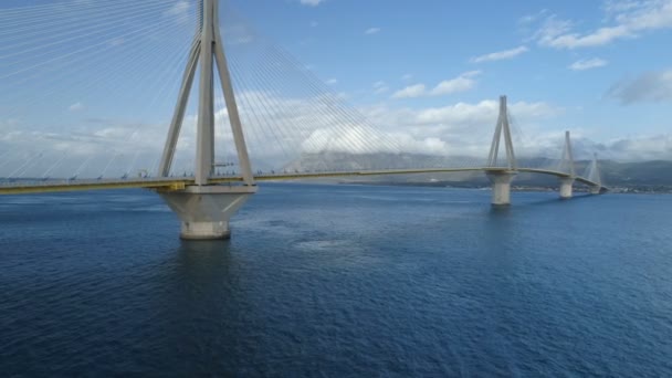 Flight over of the Charilaos Trikoupis bridge Rio-Antirio — Stock Video