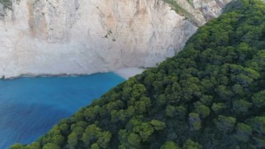 Havadan görüntüleri batık Bay Navagio Beach, Zakynthos