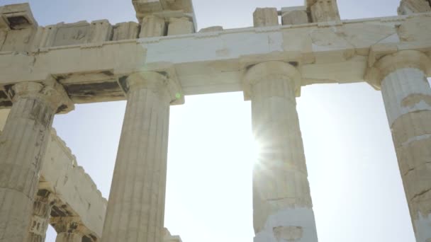 Pillére a Parthenon - ősi templom az athéni Akropolisz — Stock videók