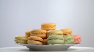 renkli Fransız macarons, gurme tatlı