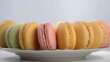 renkli Fransız macarons, gurme tatlı