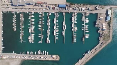 Marina havadan görünümü içinde Bar
