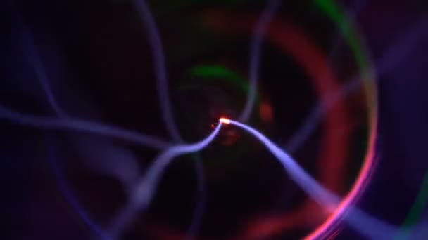 等离子体球内部的抽象放电 — 图库视频影像
