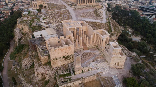 Vista aérea de la Acrópolis de Atenas antigua ciudadela en Grecia — Foto de Stock