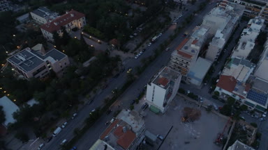 Atina, alacakaranlıkta, havadan görünümü