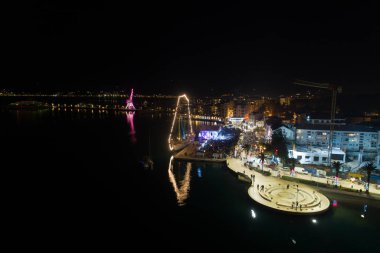 Tivat seti üzerinde yeni yıl kutlaması.
