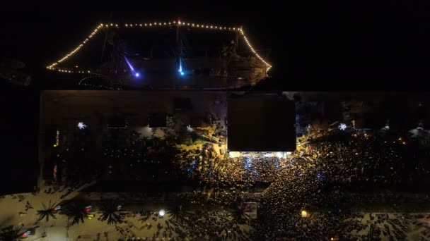 Celebração de Ano Novo no aterro de Tivat . — Vídeo de Stock