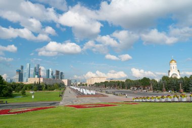 Moskova, Rusya - 18 Temmuz 2019: Poklonnaya Tepesi'ndeki Zafer Parkı