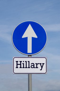 Hillary, gelecek için tek yolu