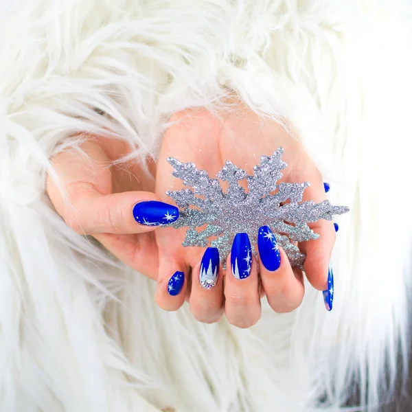 Christmas blue nails — Stock Photo, Image