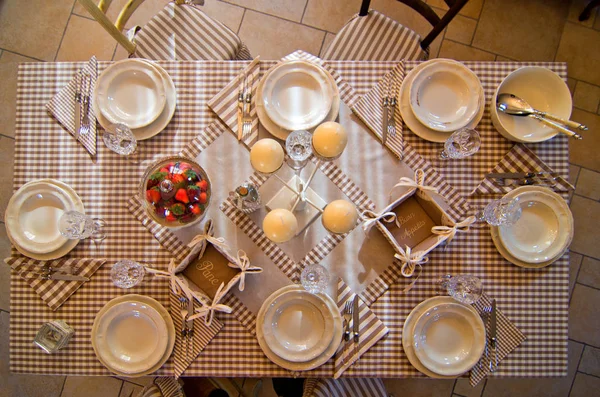 Elegant table set for breakfast or lunch — Stock Photo, Image