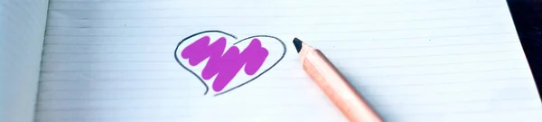 Hart getekend met uw kleur: violet — Stockfoto