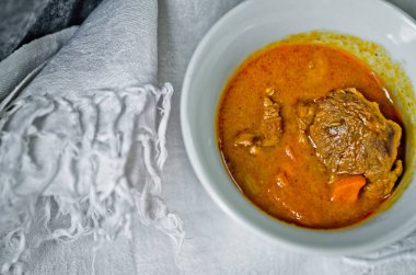 sıcak çorba baharatlar ile Ham pamuk buğulaması Kupası t işlemeli