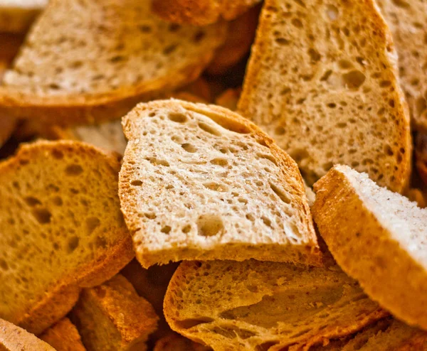 Kromki domowego chleba — Zdjęcie stockowe