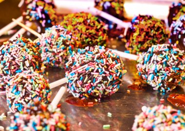 lolipop Çikolata Aromalı şekerleme laboratuvar üretir