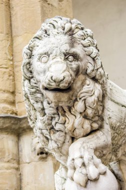 İtalya Floransa Rönesansı Piazza della Signoria 'daki Floransa heykeli: Özgürlük ve cumhuriyeti savunan aslanlar.