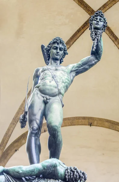 Virágszobor Piazza Della Signoria Ban Olasz Florentin Reneszánsz Csellini Perszeusza — Stock Fotó