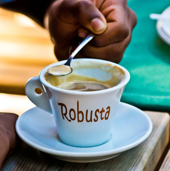 robusta coffee, best coffee in the word for your coffee and milk and its nice foam