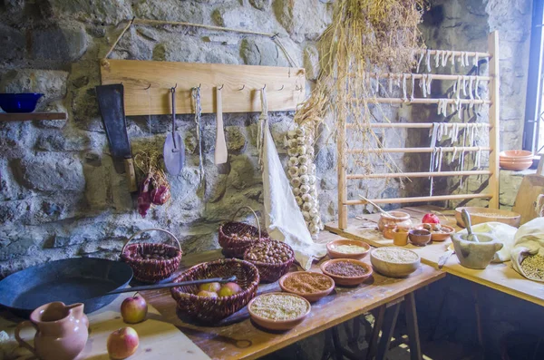 Traditionele Landelijke Keuken Middeleeuwse Geneeskunde Ingrediënten Landbouw Jacht Producten Gierst — Stockfoto