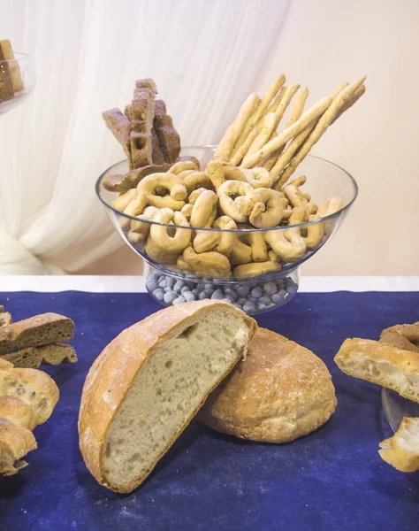Delecje Kolorowe Przekąski Przekąski Imprezę Lub Obiad Bread Focaccia Paluszki — Zdjęcie stockowe