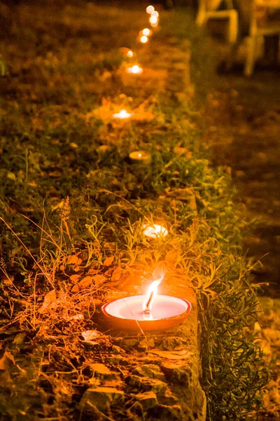 Luces Velas Iluminan Camino Oscuridad Vida Dan Esperanza — Foto de Stock