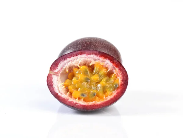 Passion Fruit Isolated White Background — Stock Photo, Image