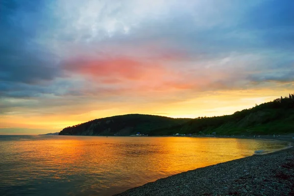 Paysage nocturne de la mer . — Photo