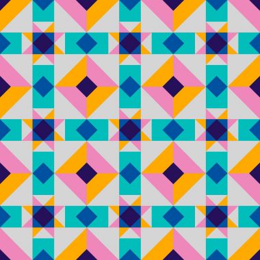 desen farklı geometrik şekillerle.
