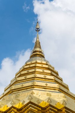 Golden pagoda Wat Phra bu DOI Suthep Chiang Mai, Thailan