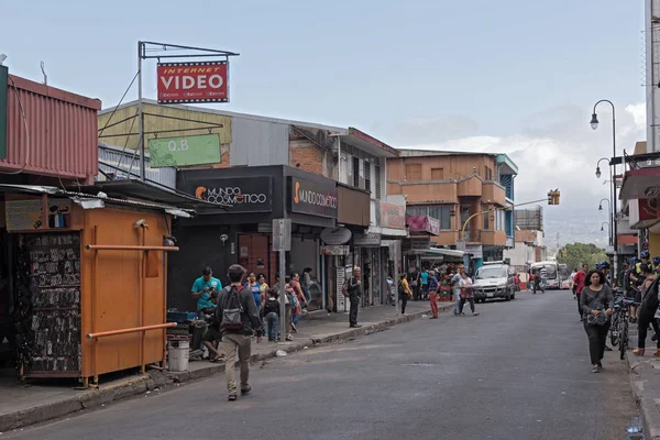 Calle en el centro de San José la capital de Costa Rica —  Fotos de Stock