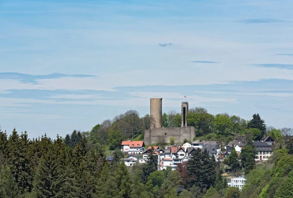 Castillo ruina Reifenberg im Taunus, Alemania — Foto de Stock